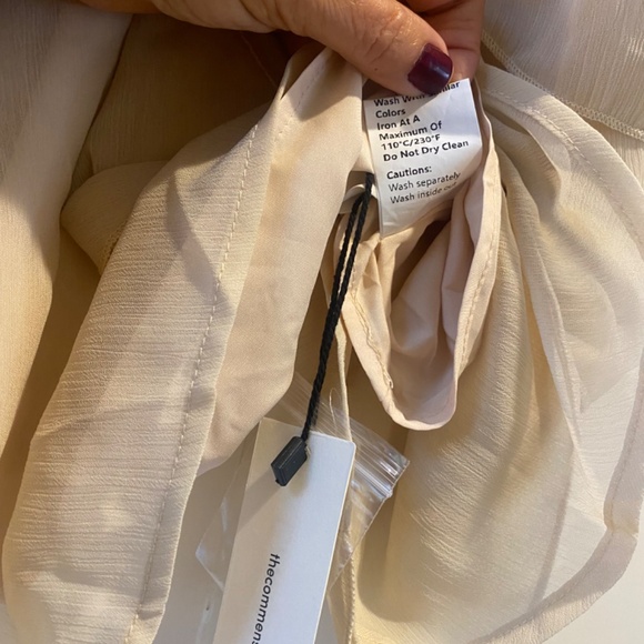 Floral Ruffle Halter Cami Top - Picture 3 of 6